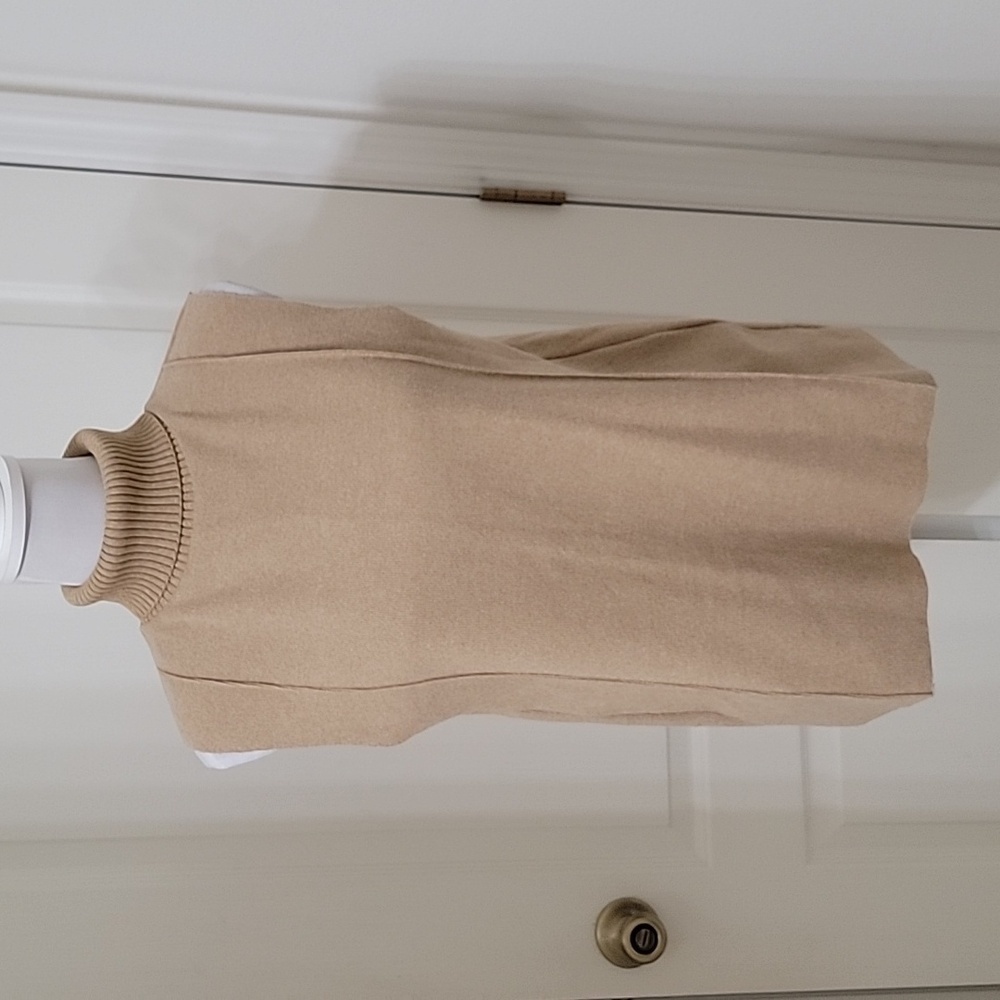 Zara Size M Camel Colored Sleeveless Turtleneck Sweater, NEW with Tag